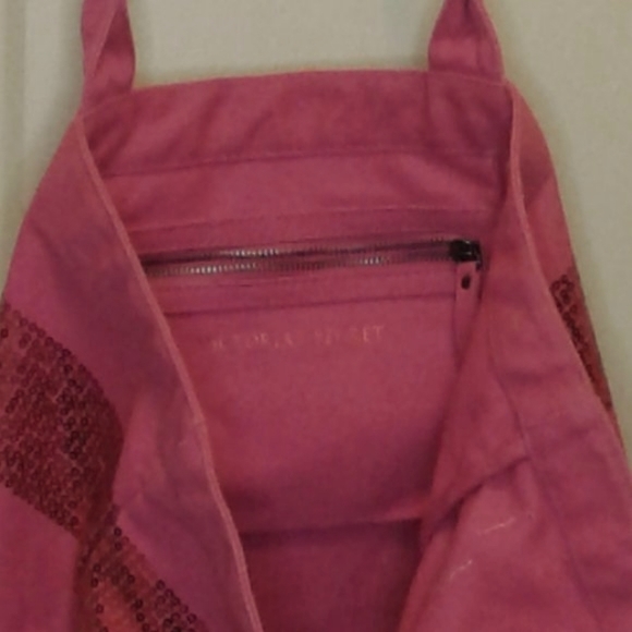 Victoria's Secret XL Tote - Picture 10 of 11